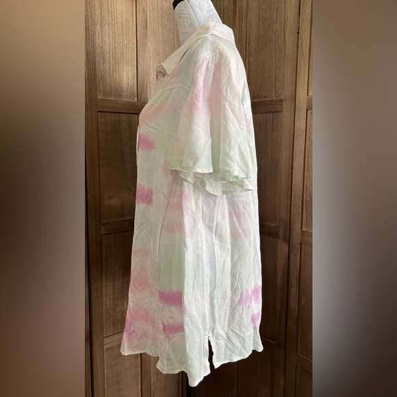 NWT Lane Bryant Women’s Tie Dyed Button Down. - Picture 3 of 7